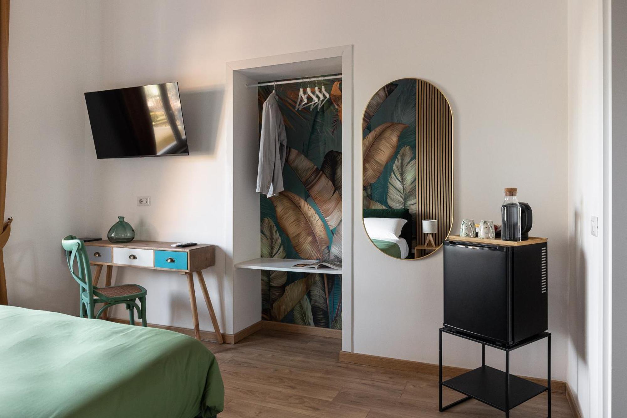 B&B Vitruvio Suites Формия Экстерьер фото