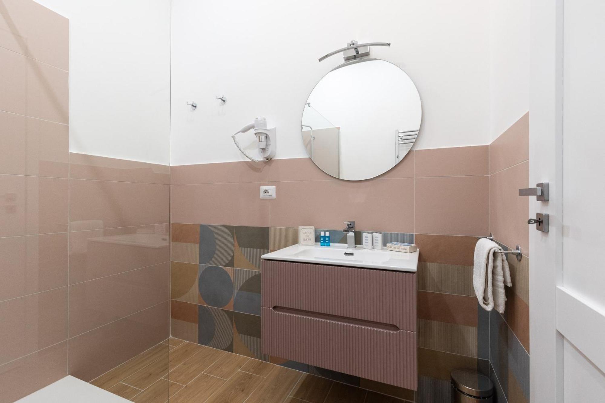 B&B Vitruvio Suites Формия Экстерьер фото