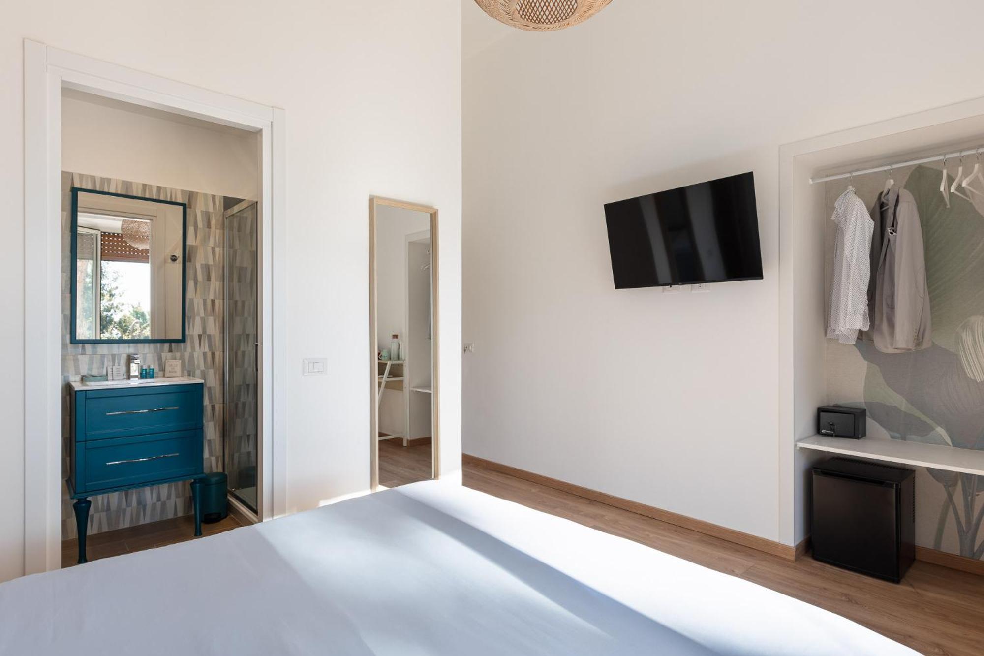 B&B Vitruvio Suites Формия Экстерьер фото