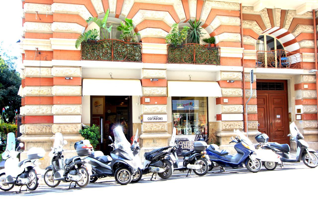 B&B Vitruvio Suites Формия Экстерьер фото