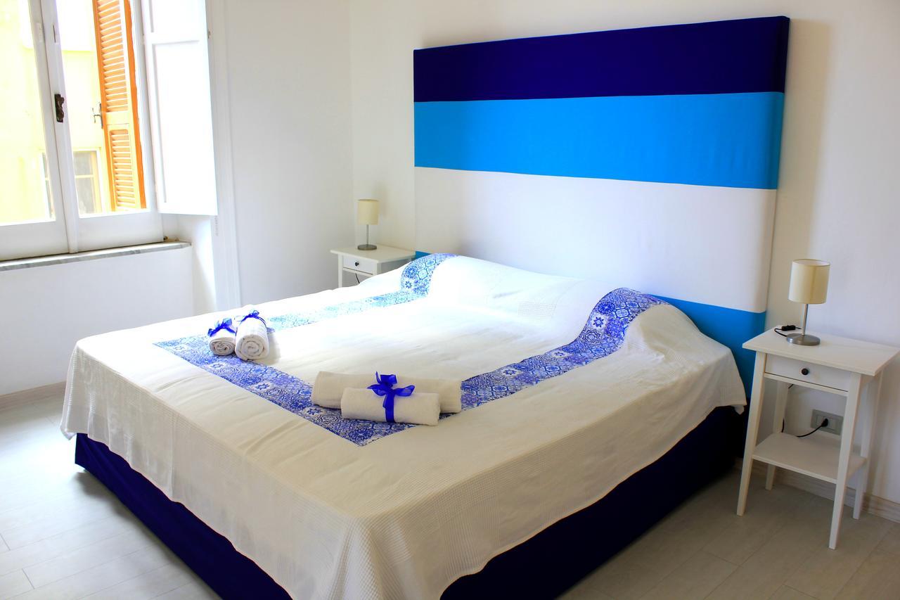 B&B Vitruvio Suites Формия Номер фото