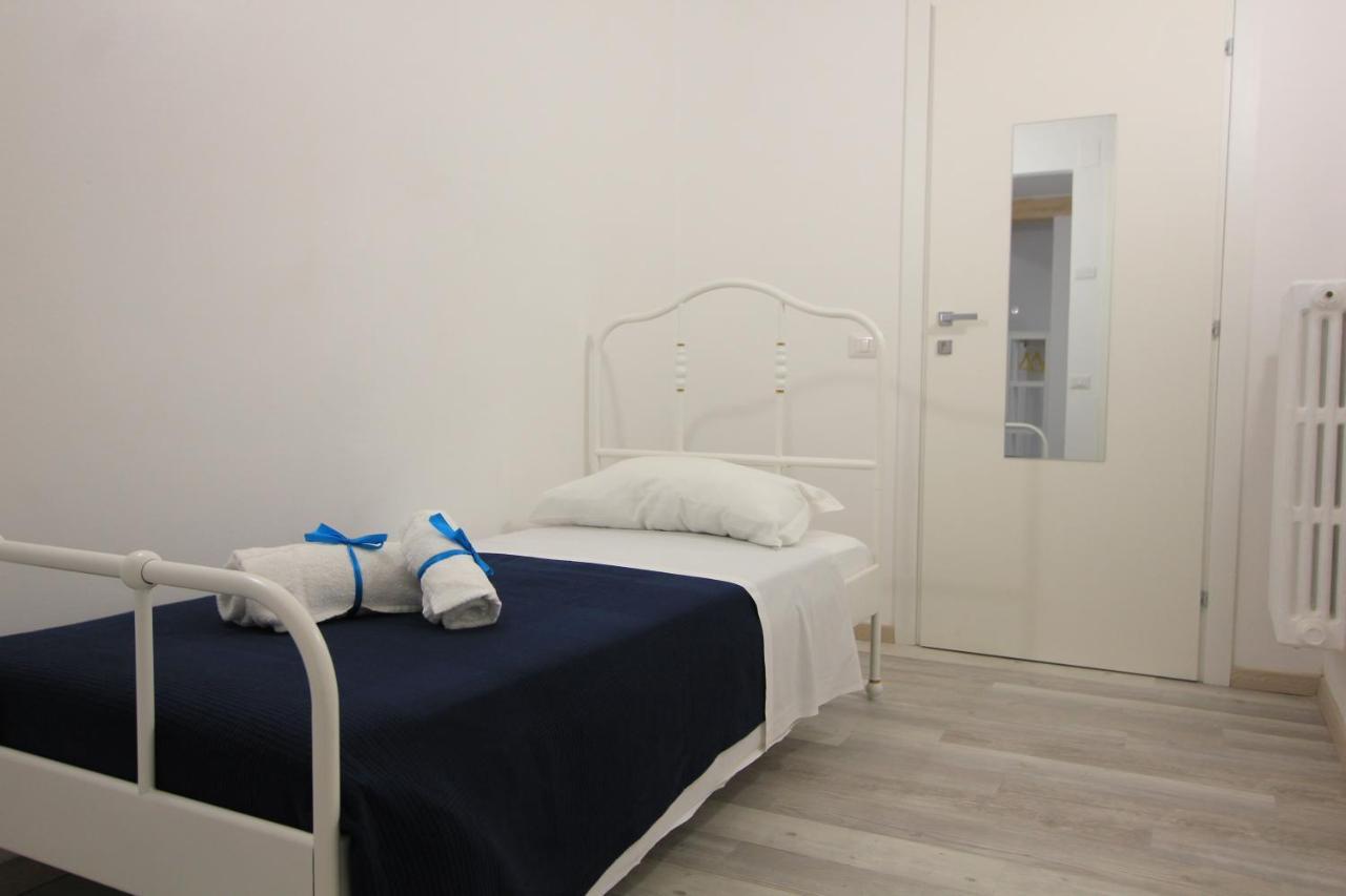 B&B Vitruvio Suites Формия Экстерьер фото