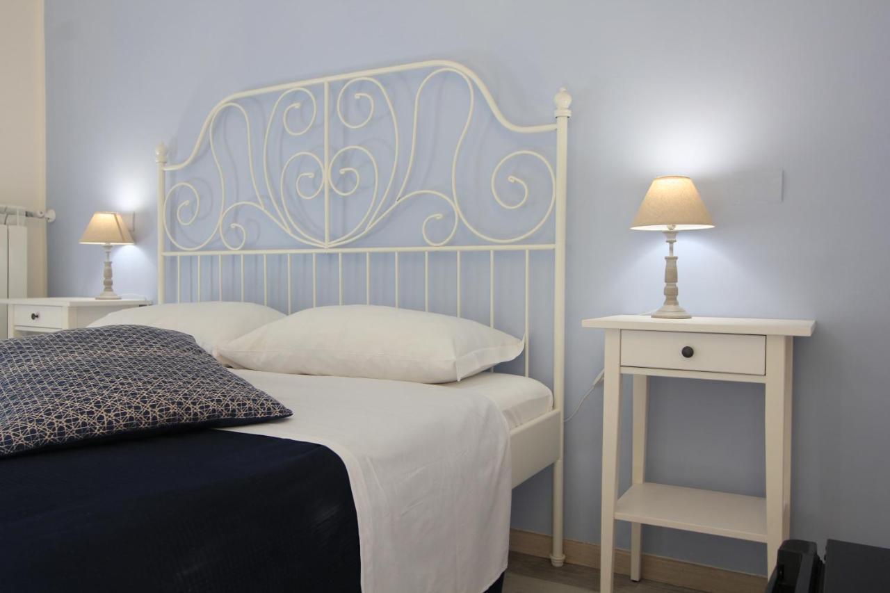 B&B Vitruvio Suites Формия Экстерьер фото
