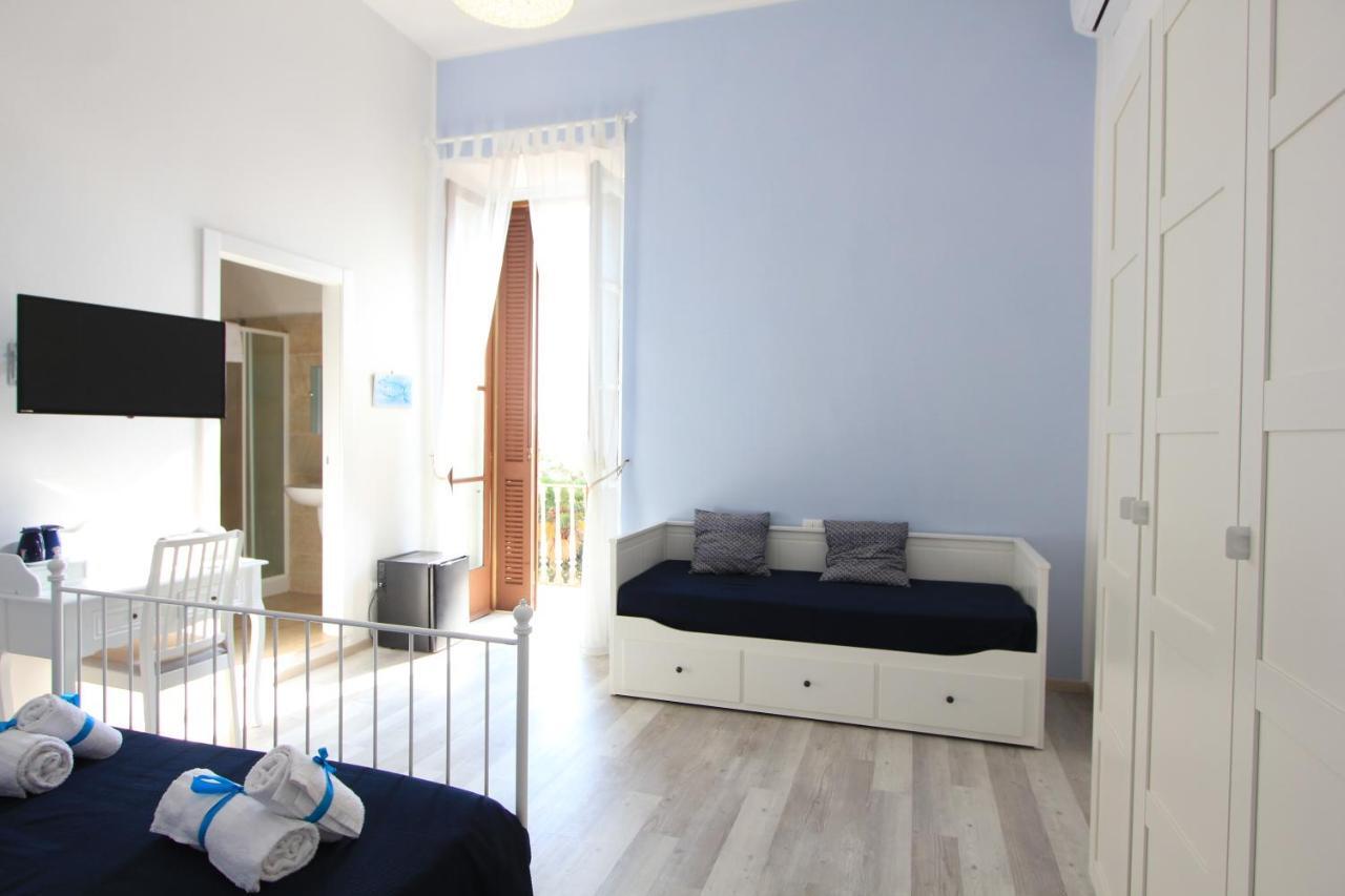 B&B Vitruvio Suites Формия Экстерьер фото